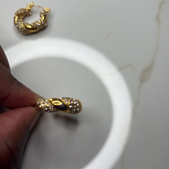 Elegant Gold and Silver Hoop Earrings - Picture 5 of 5